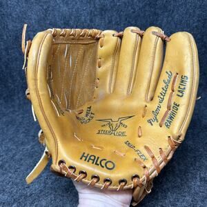 Vintage 1970s Halco Baseball Glove Snap Flex Steerhide Web Well Pocket Korea